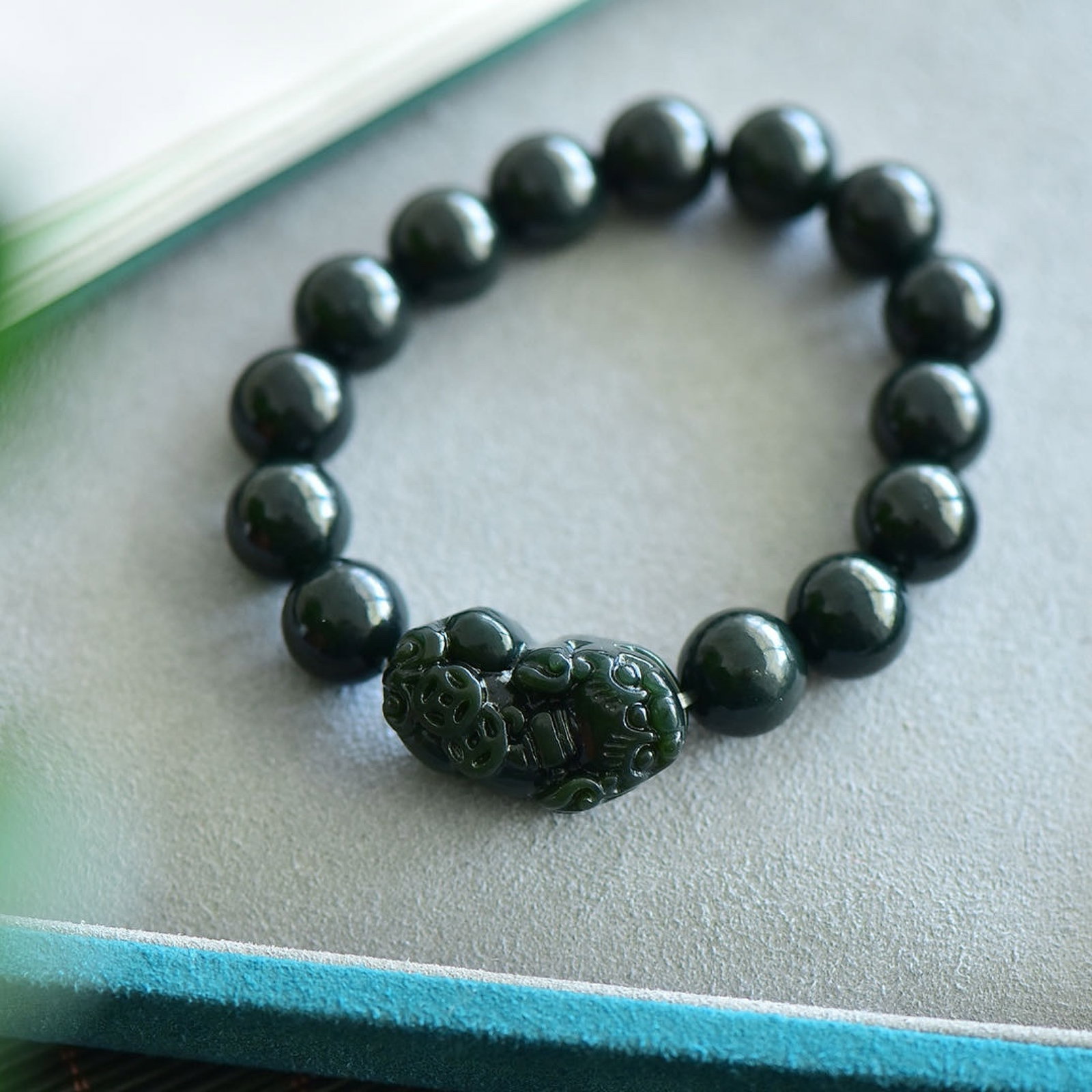 An Exquisite Sapphire Bracelets - 4