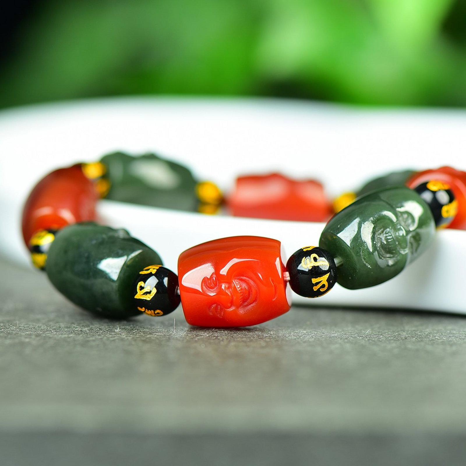 An Exquisite Multi-Gem Bracelets - 3