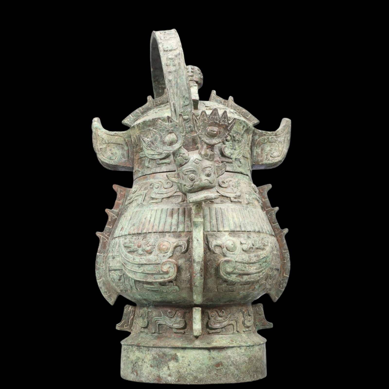 A Precious Bronze Auspicious Bird Pattern Jar,With Inscription: A Precious Bronze Auspicious Bird Pattern Jar,With InscriptionAncient Time, China,Size:11.8inx10.6inx18.5in ;Weight:11900g 青铜神鸟纹提罐，带Ž
