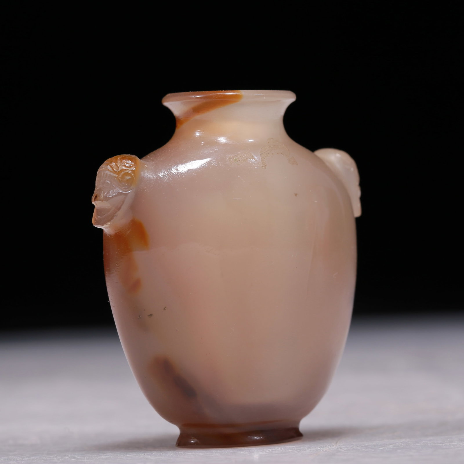 A Precious Agate Beast-Handled Snuff Bottle - 4