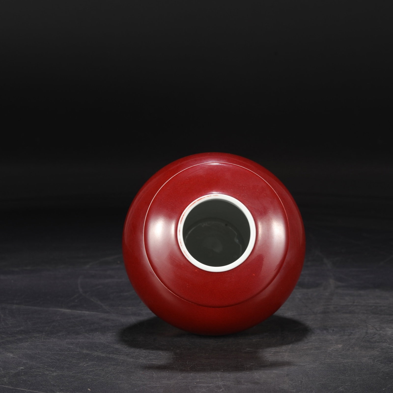 An Exquisite Ruby red-Glazed Vase - 5