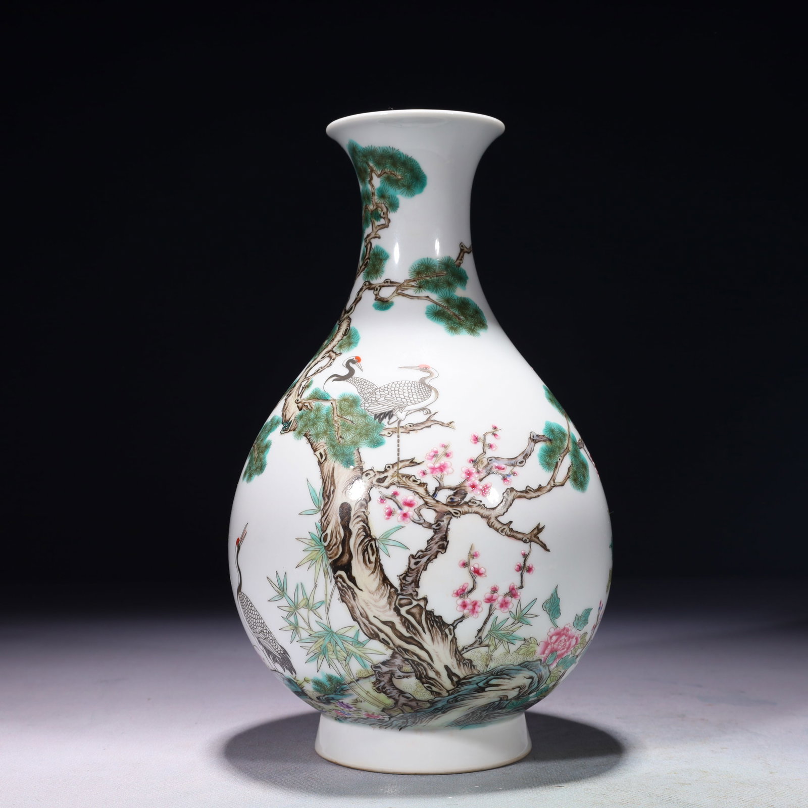 An Exquisite Famille-Rose Pine and Crane Pattern Vase,with poem: An Exquisite Famille-Rose Pine and Crane Pattern Vase,with poem,Qing Dynasty,China,Yongzheng Four-character Mark,Size:5.5inx9.4in,Weight:1650g 粉彩松鹤纹瓶,带