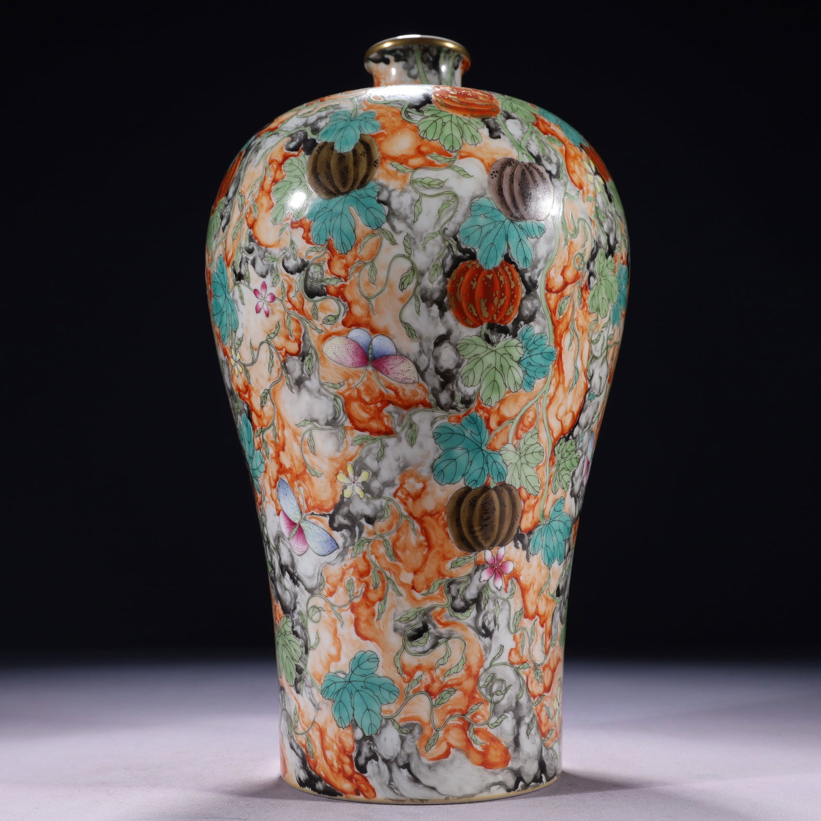An Exquisite Famille-Rose Painted Gold Melon and Fruit Pattern Vase: An Exquisite Famille-Rose Painted Gold Melon and Fruit Pattern Vase,Qing Dynasty,China,Yongzheng Six-character Mark,Size:6.7inx13.8in,Weight:2500g 粉彩描金瓜果ń