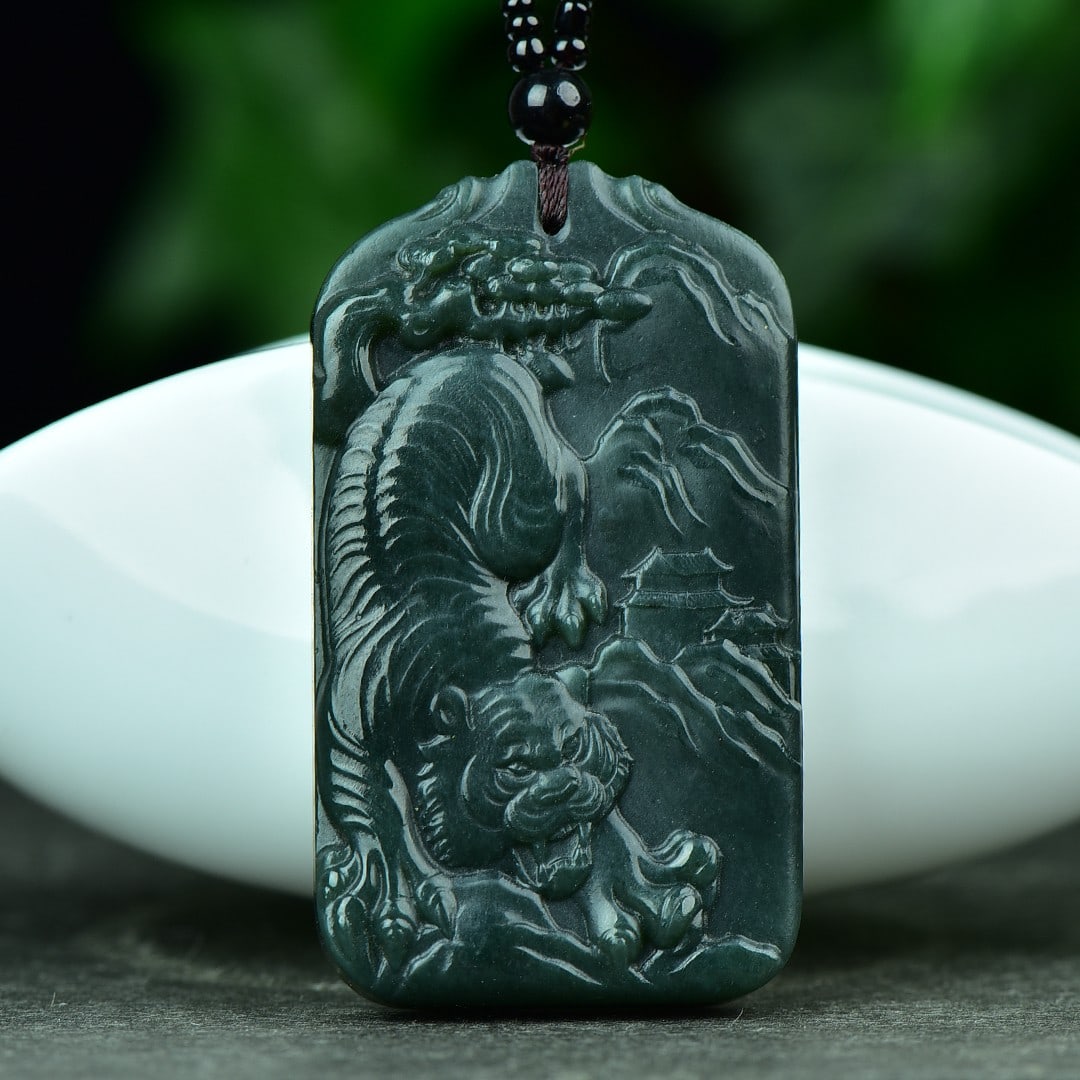 An Exquisite Sapphire Landscape and Tiger Pattern Pendant (1 of 5)