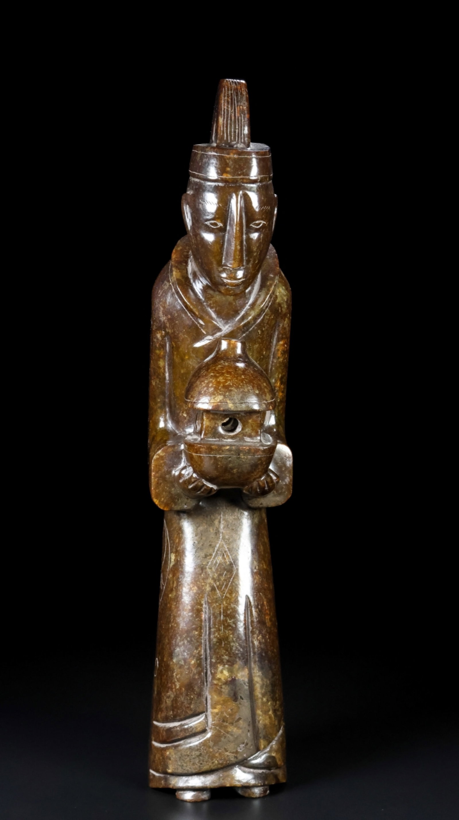 An Exquisite Archaic Jade Figure Ornament: An Exquisite Archaic Jade Figure Ornament,Ancient Time,China,Size:3.9inx2.8inx12.6in,Weight:2449.7g 高古玉人物摆件,中国远古时