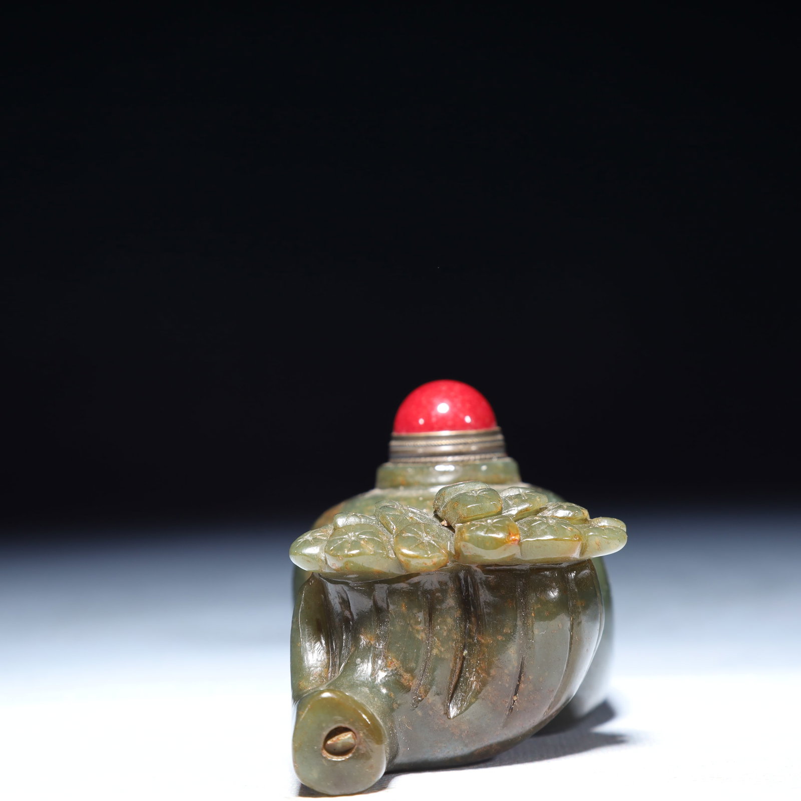 An Exquisite Jasper Pine Snuff Bottle - 3