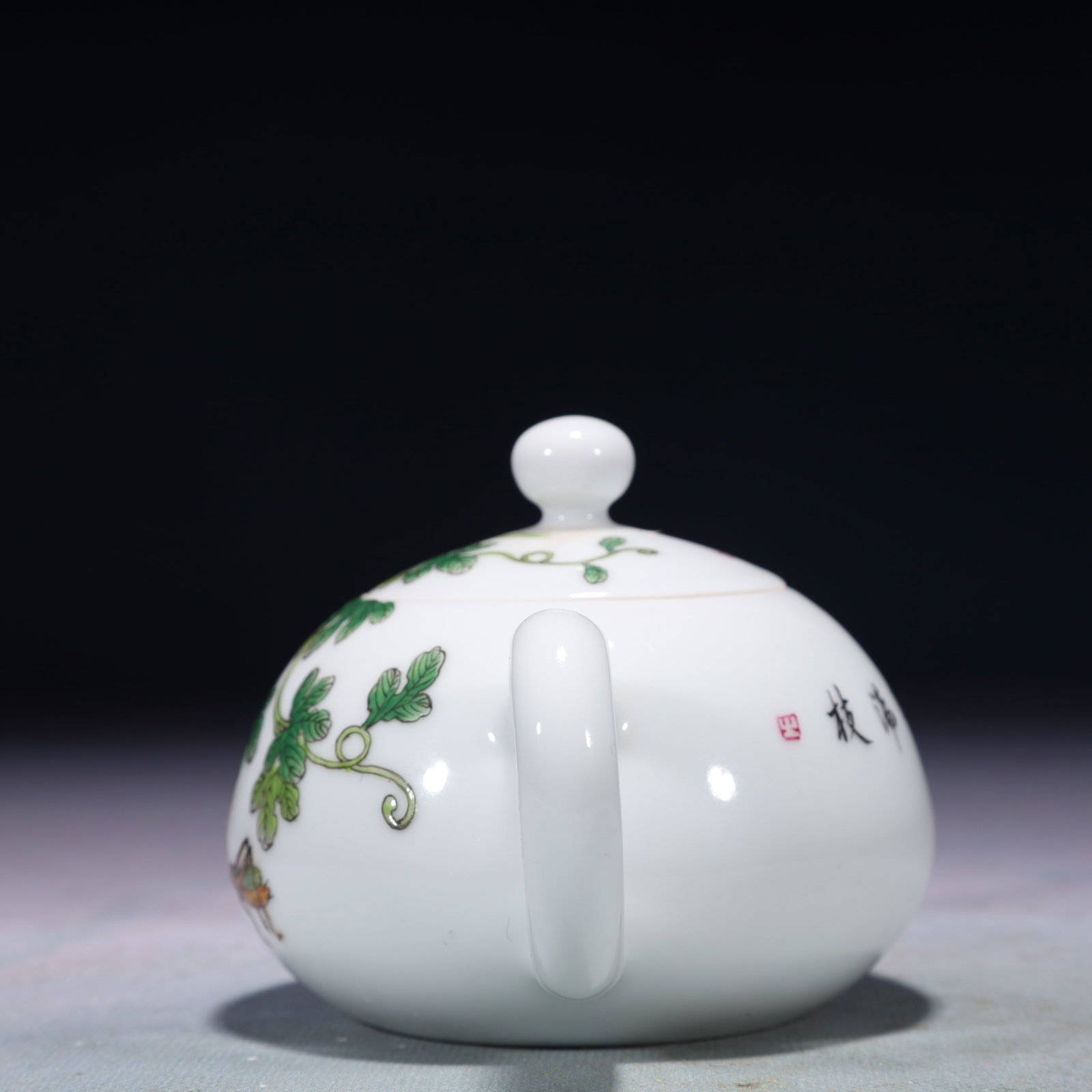An Exquisite Enamel Pumpkin Pattern Teapot - 3