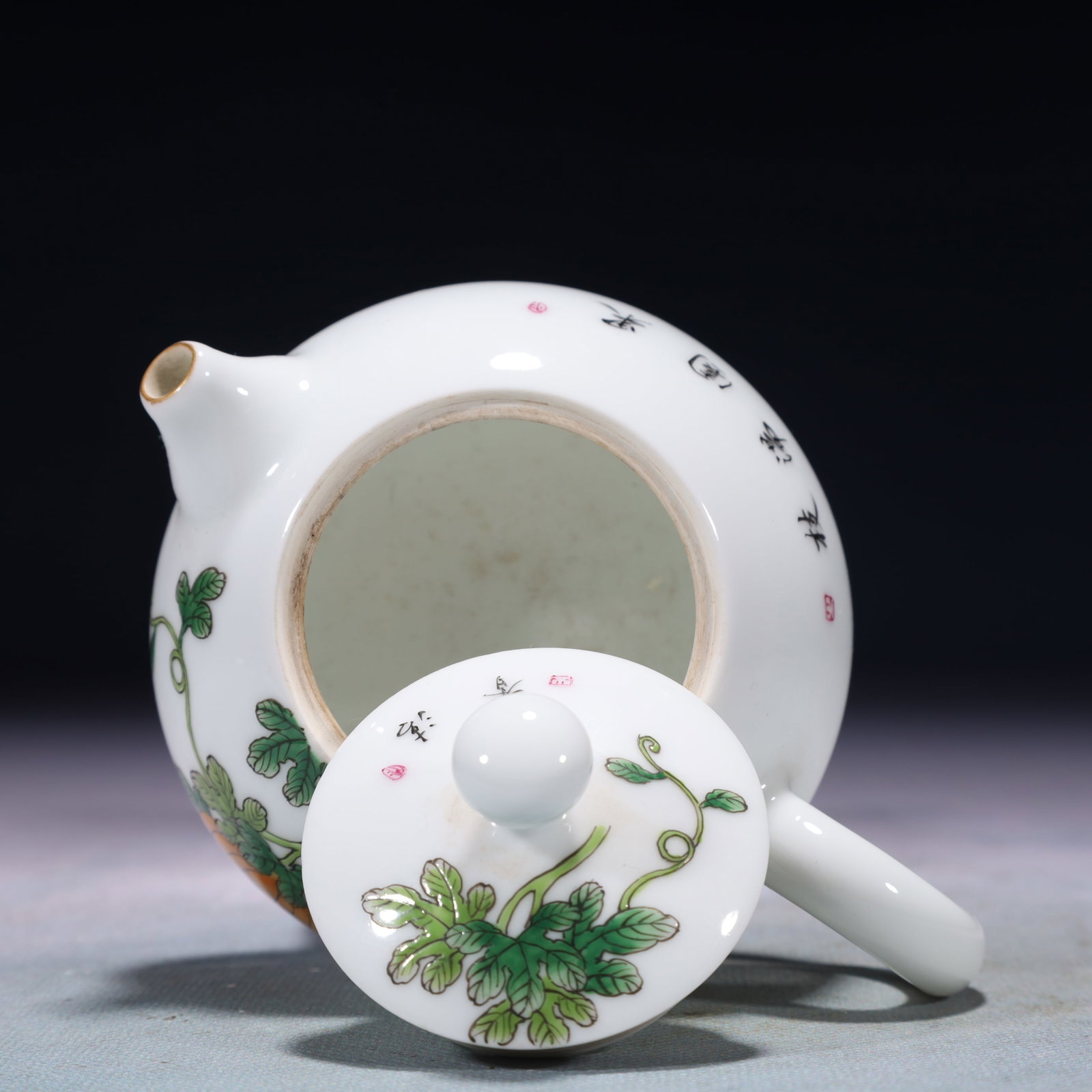 An Exquisite Enamel Pumpkin Pattern Teapot - 8