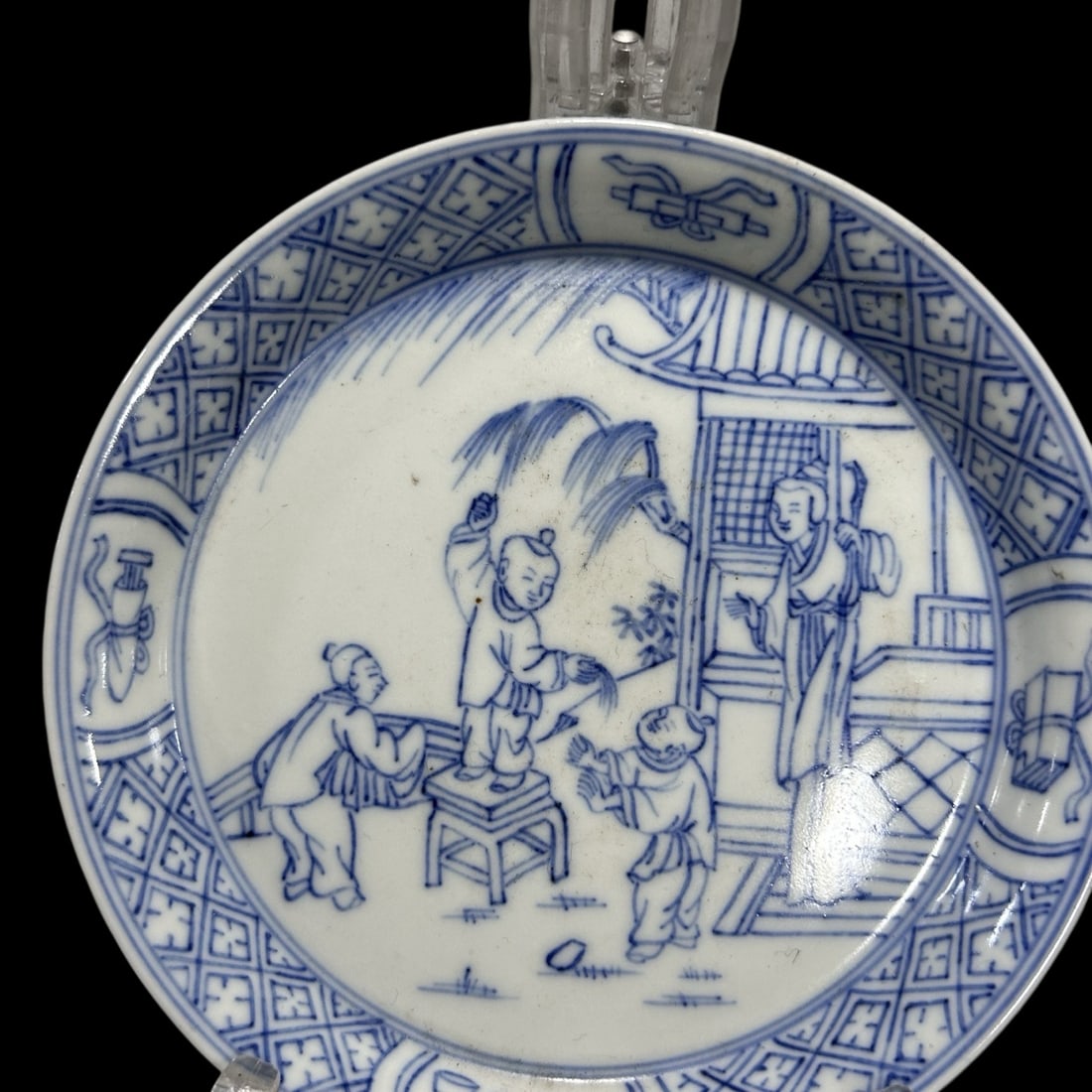 An Exquisite Blue and White Figure Pattern Plate - 4