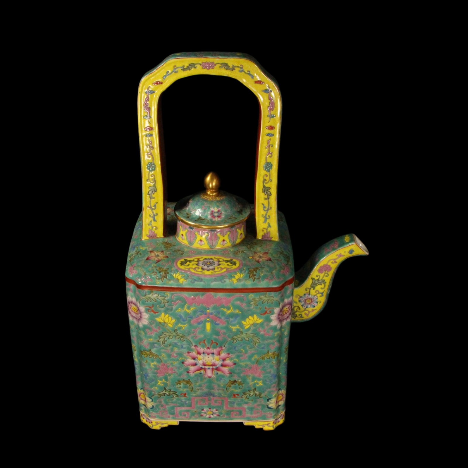 An Exquisite Enamel Lotus Pattern Loop-Handled Pot - 7