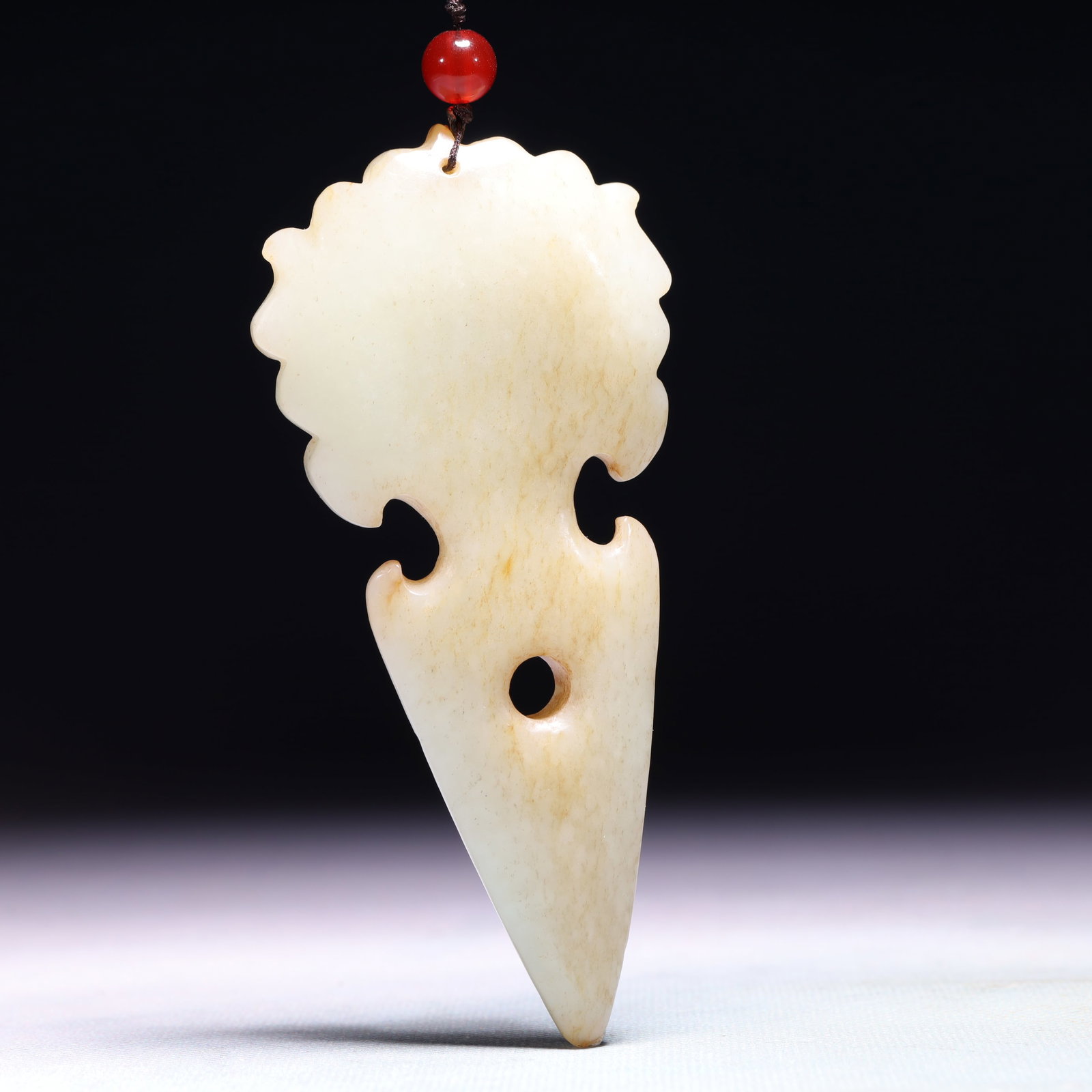 An Exquisite White Jade Beast Pattern Pendant - 4