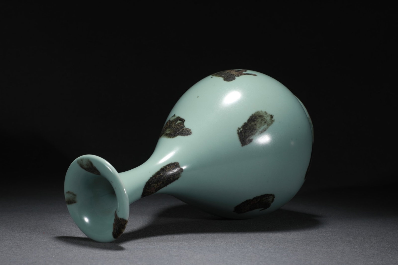 A Rare Longquan yao Vase - 7