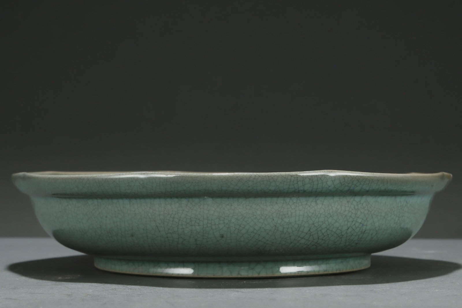 An Exquisite Ru yao Pine and Crane Pattern Plate - 7