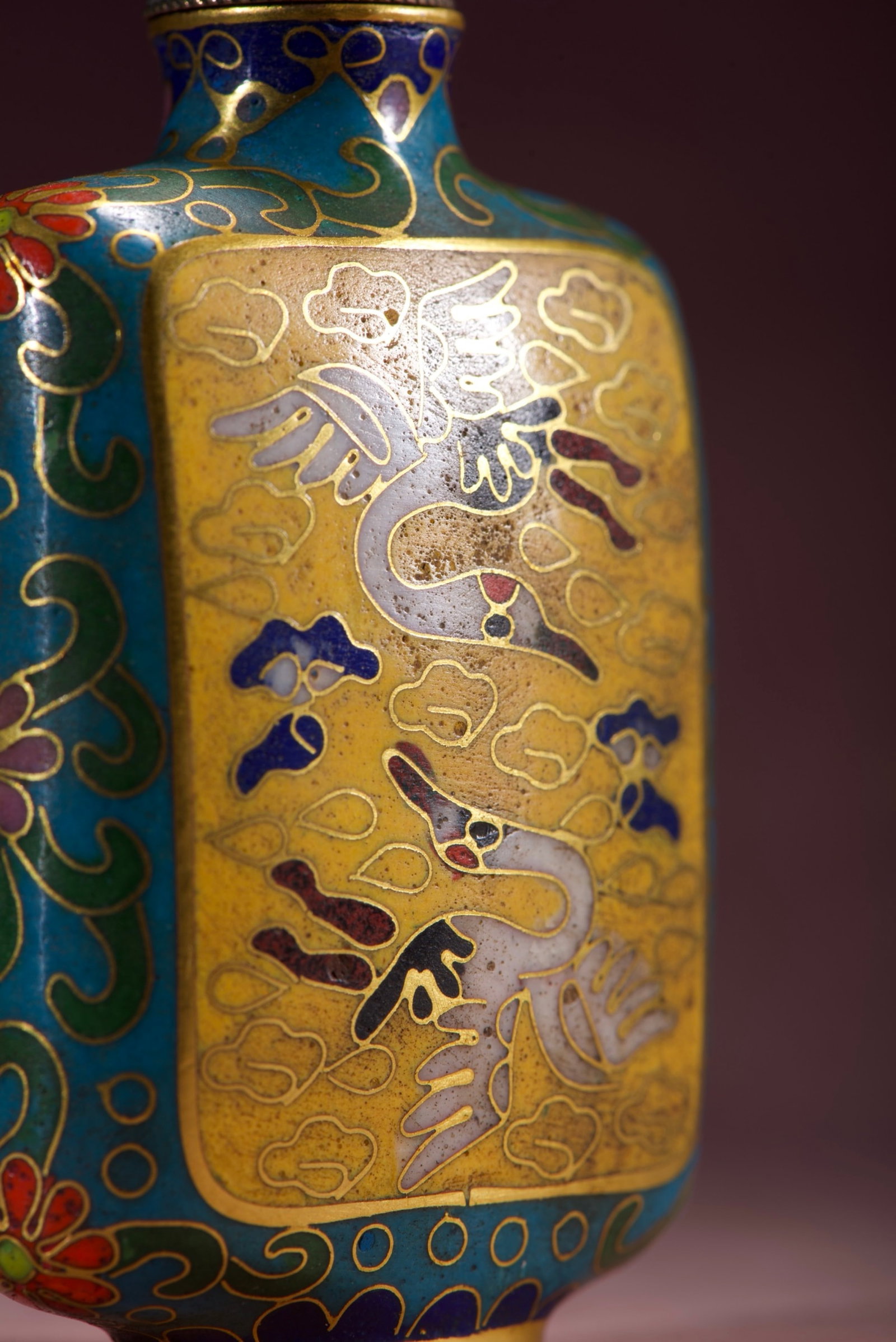 An Exquisite Cloisonne Crane Pattern Snuff Bottle - 6