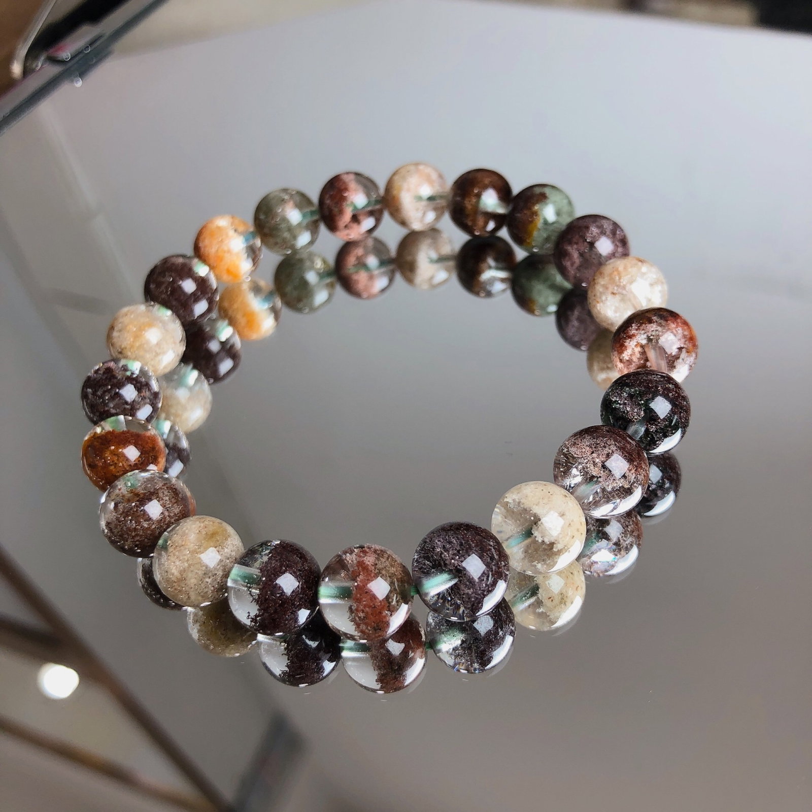 An Exquisite Crystal Bracelet - 2