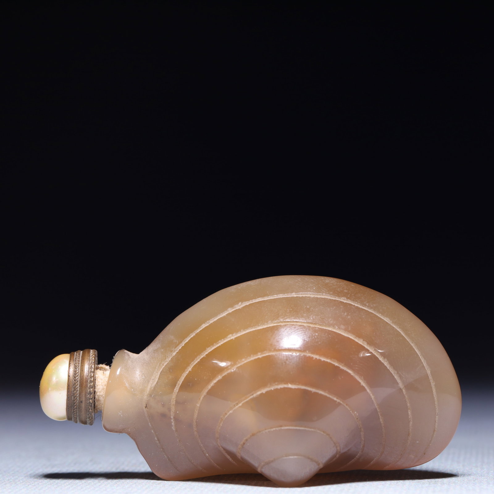 An Exquisite Agate Snuff Bottle - 4
