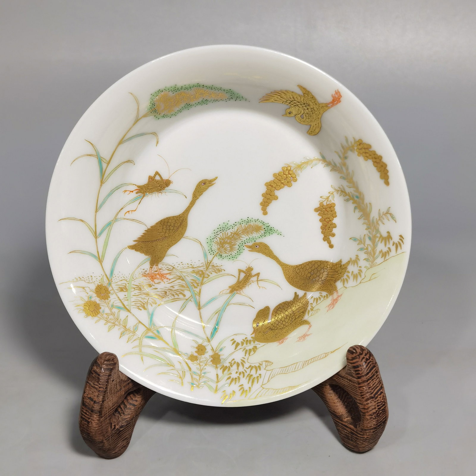 An Exquisite Famille-Rose Painted Gold Reed Goose Pattern Plate: An Exquisite Famille-Rose Painted Gold Reed Goose Pattern Plate,Qing Dynasty,China,Yongzheng Six-character Mark,Size:3.9inx1in