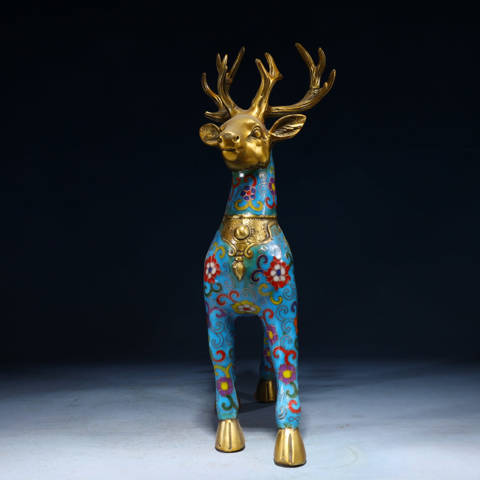An Exquisite Cloisonne Lotus Pattern Deer Ornament - 3