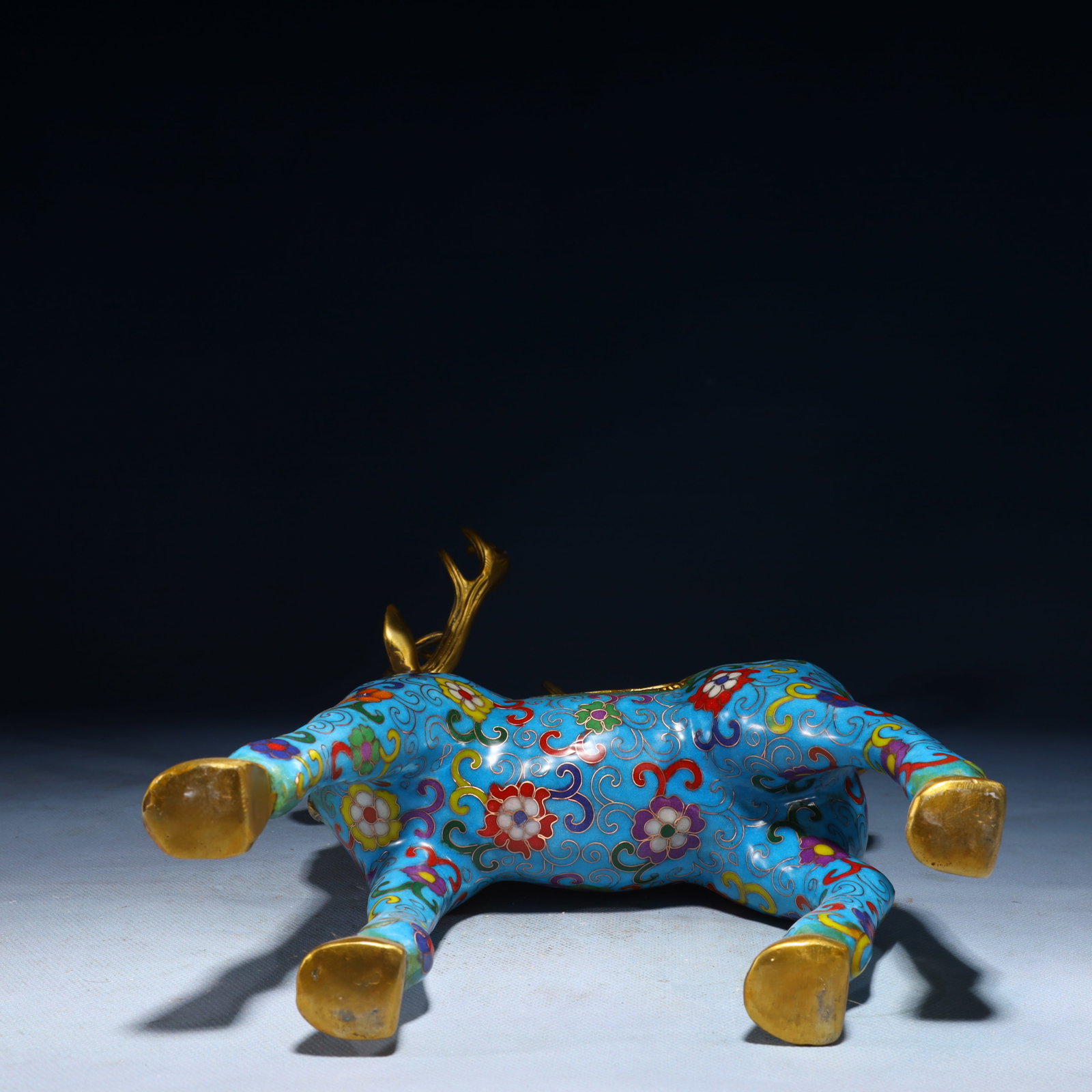 An Exquisite Cloisonne Lotus Pattern Deer Ornament - 9