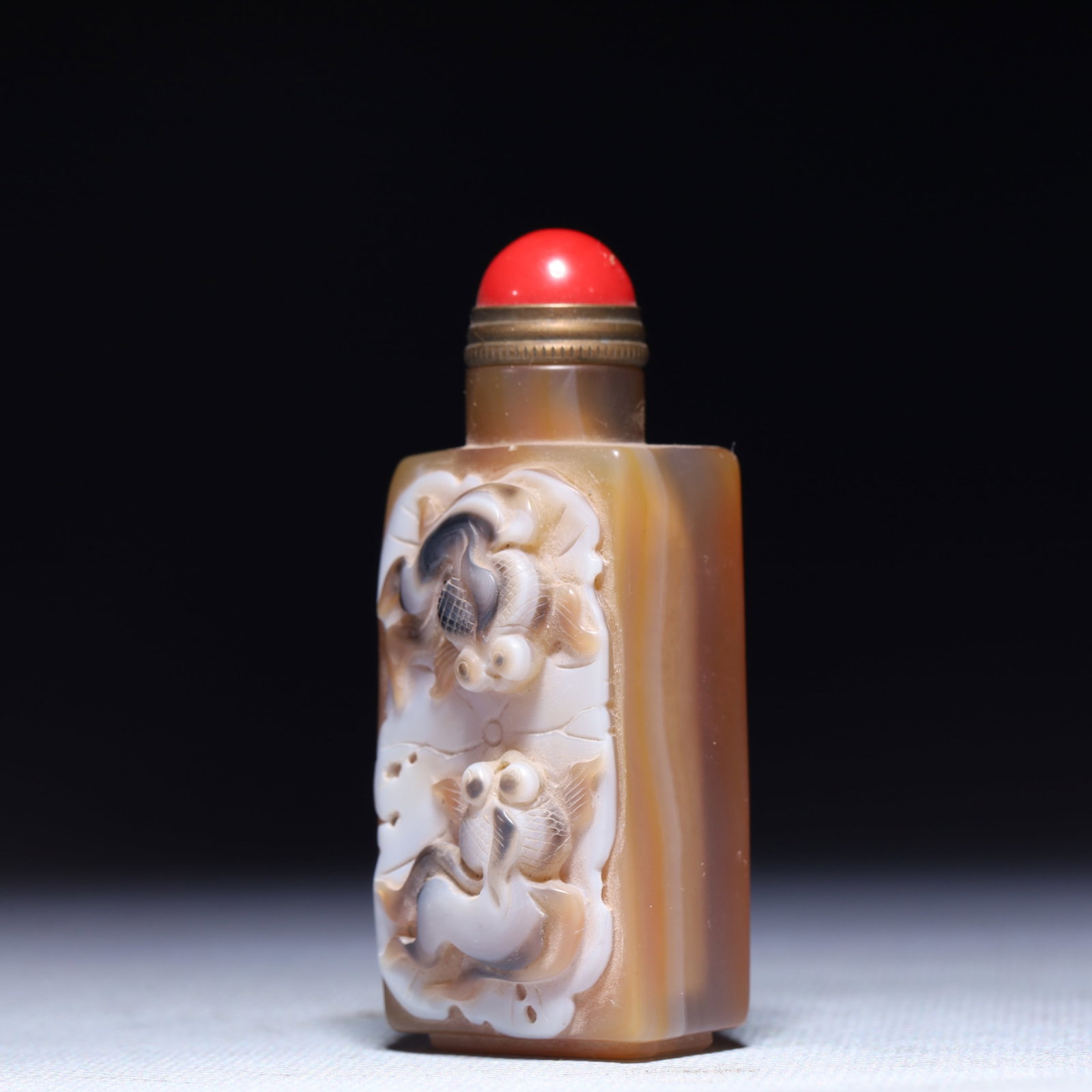 An Exquisite Agate Fish Pattern Snuff Bottle - 2