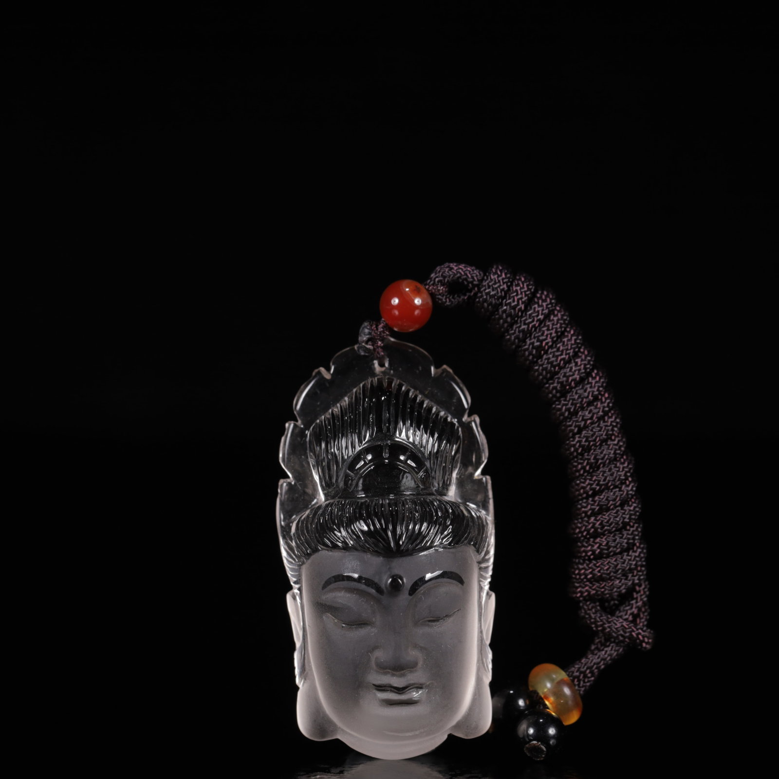 An Exquisite Crystal Statue of Avalokitesvara Pendant: An Exquisite Crystal Statue of Avalokitesvara Pendant,Size:1.2inx0.8inx2in,Weight:30g 水晶观音挂件