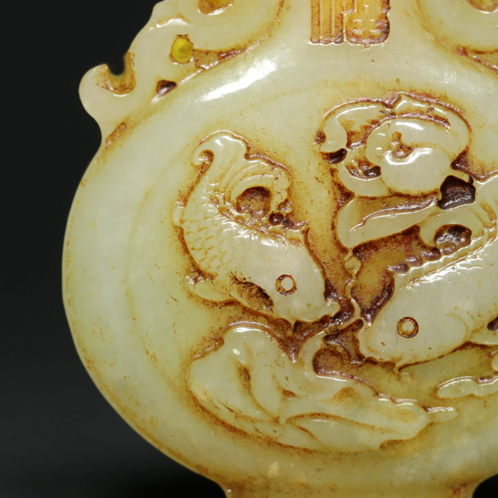 An Exquisite White Jade Fish Pattern Snuff Bottle - 8