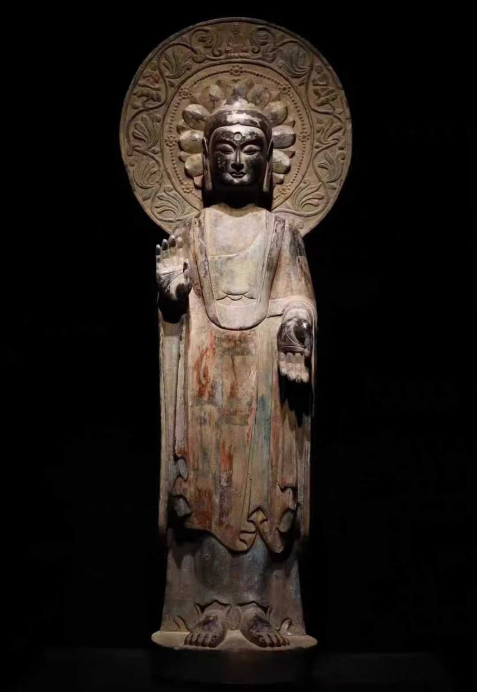 A Solemn Limestone Painted Color Statue of Avalokitesvara: A Solemn Limestone Painted Color Statue of Avalokitesvara,N.Qi,China,Size:44.5inx16.1inx9.1in 青石彩绘观音像,中国北齐时期