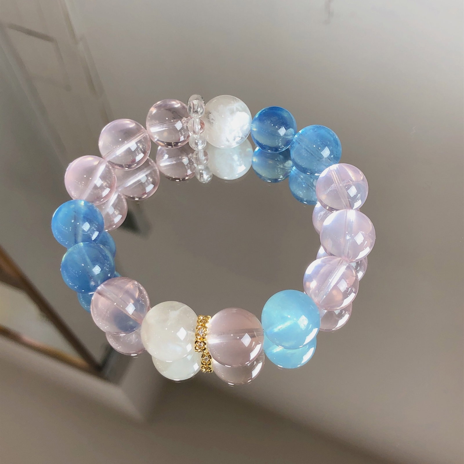 An Exquisite Crystal Bracelet - 2