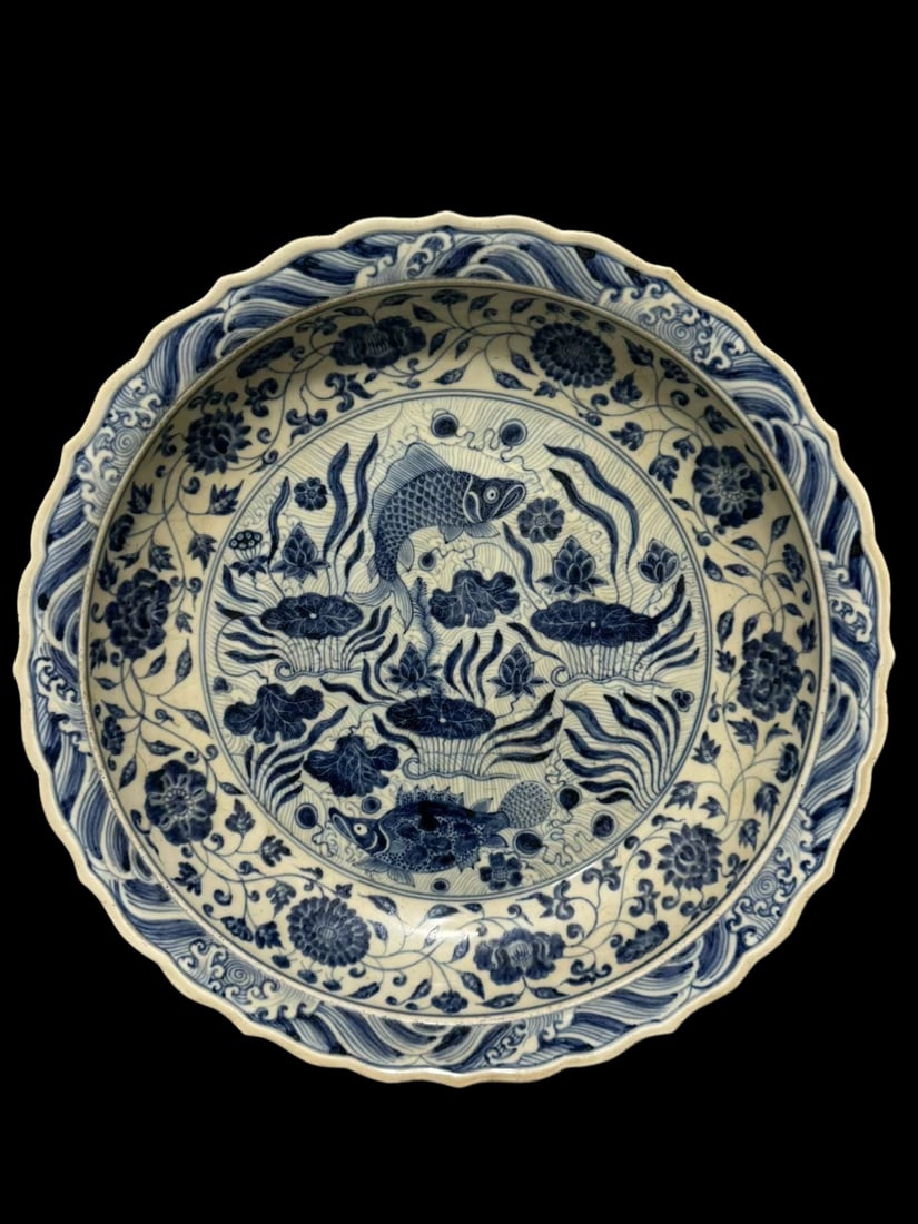 A Huge Blue and White Lotus and Hornwort Pattern Plate: A Huge Blue and White Lotus and Hornwort Pattern Plate,Ming Dynasty,China,Xuande Six-character Mark,Size:3.1inx18.1in