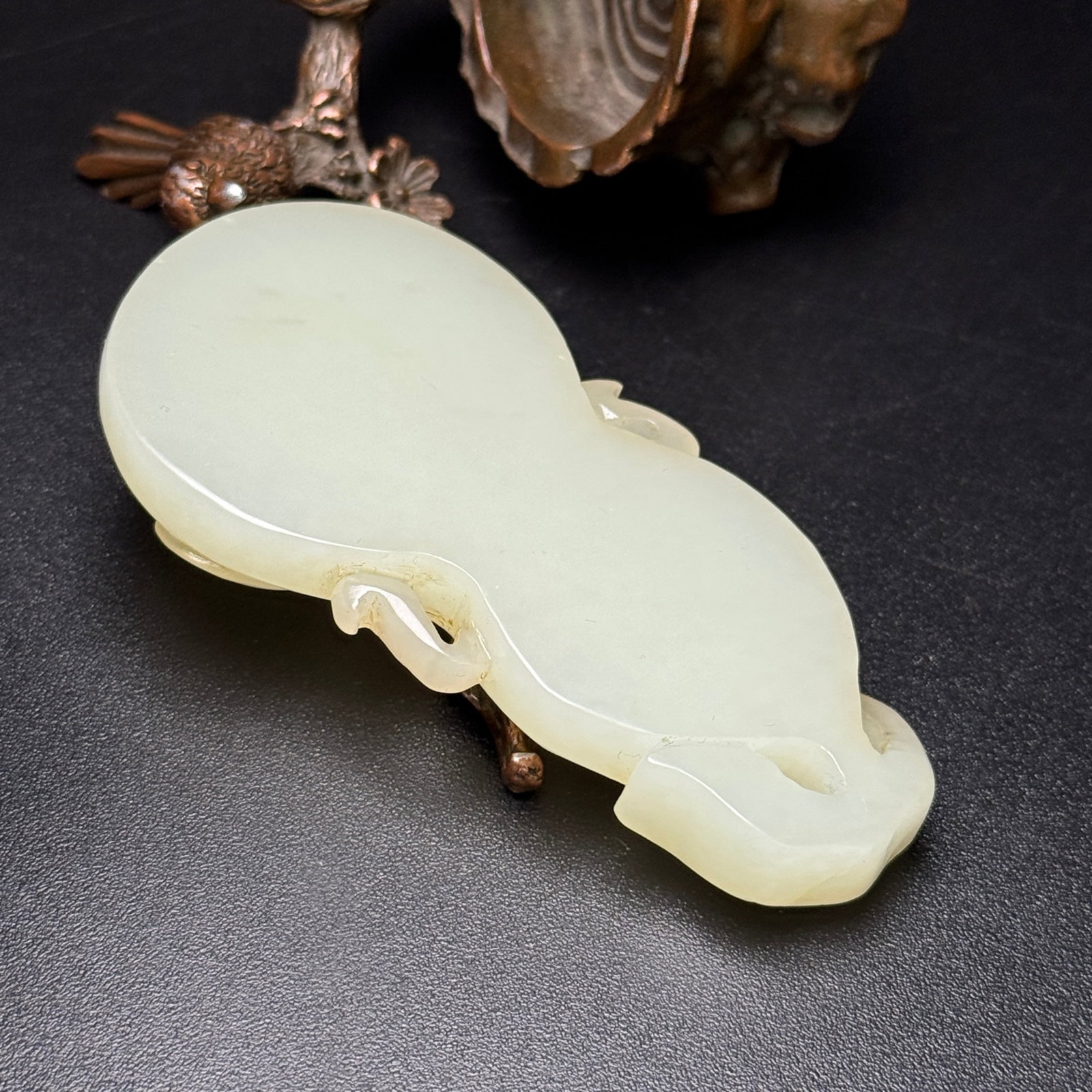 An Exquisite White Jade Bats Pattern Pendant - 4