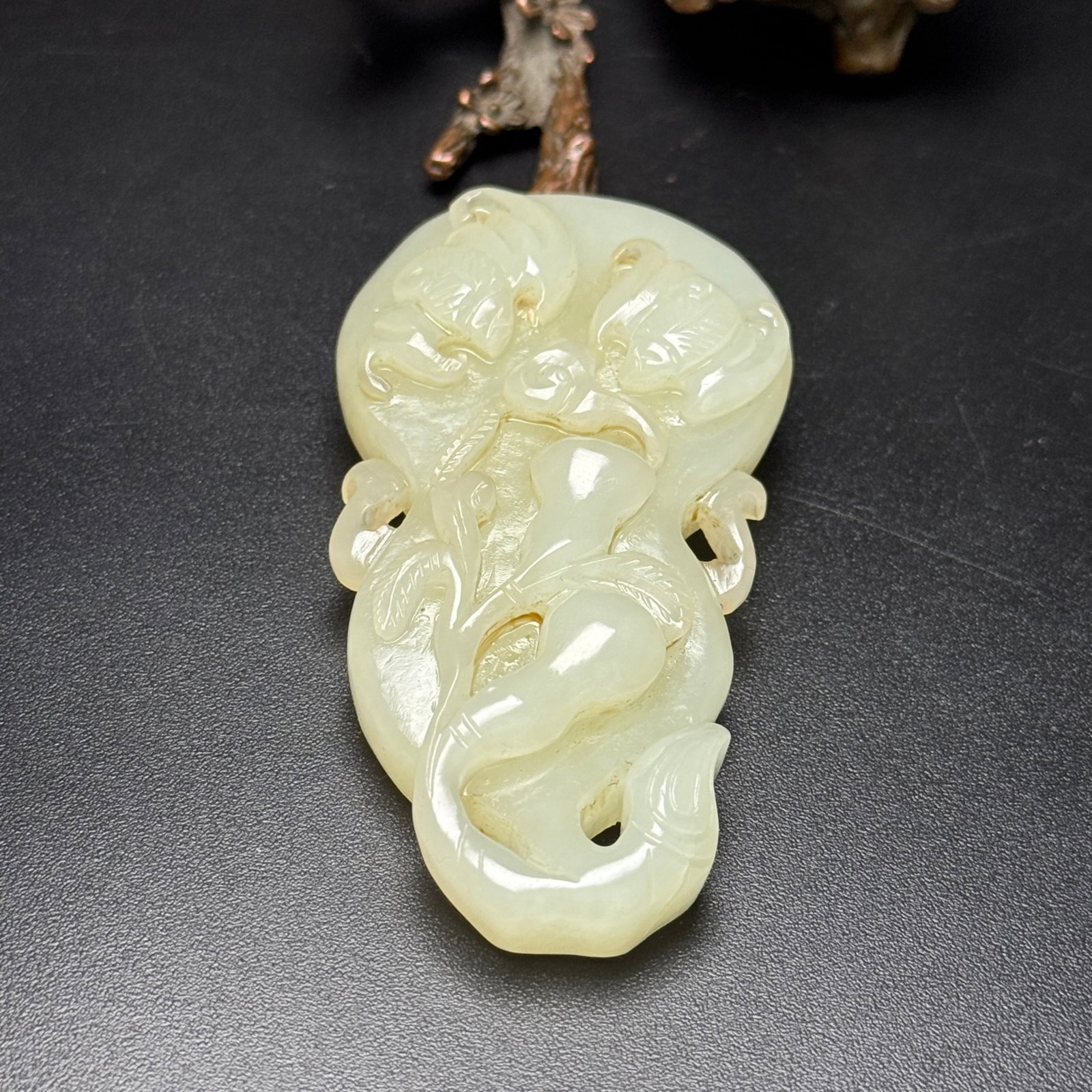 An Exquisite White Jade Bats Pattern Pendant - 5
