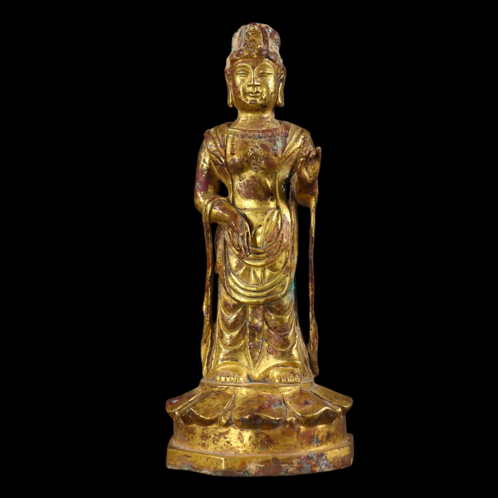 An Exquisite Gilt Bronze Statue of Avalokitesvara