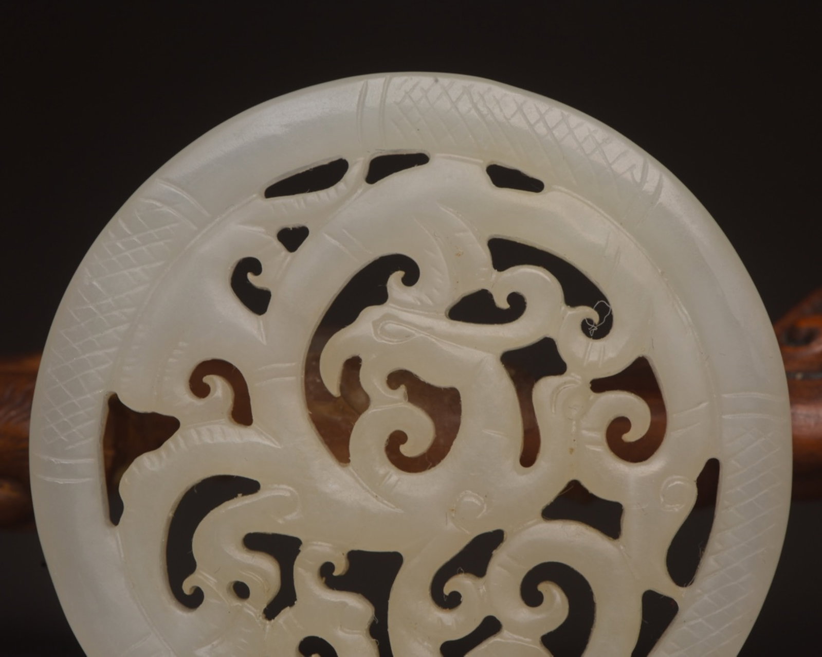 An Exquisite White Jade Phoenix Pattern Pendant - 4