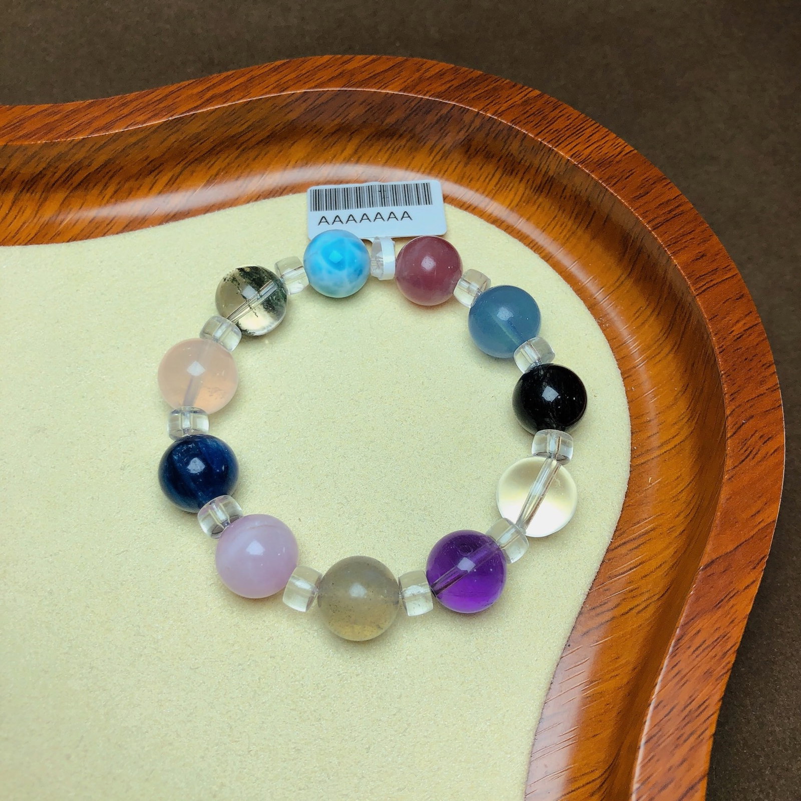 An Exquisite Crystal Bracelet (1 of 2)