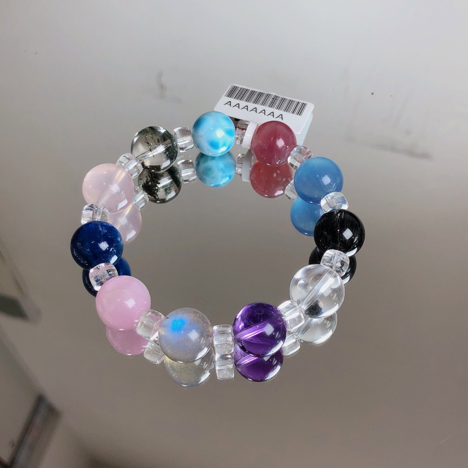 An Exquisite Crystal Bracelet - 2