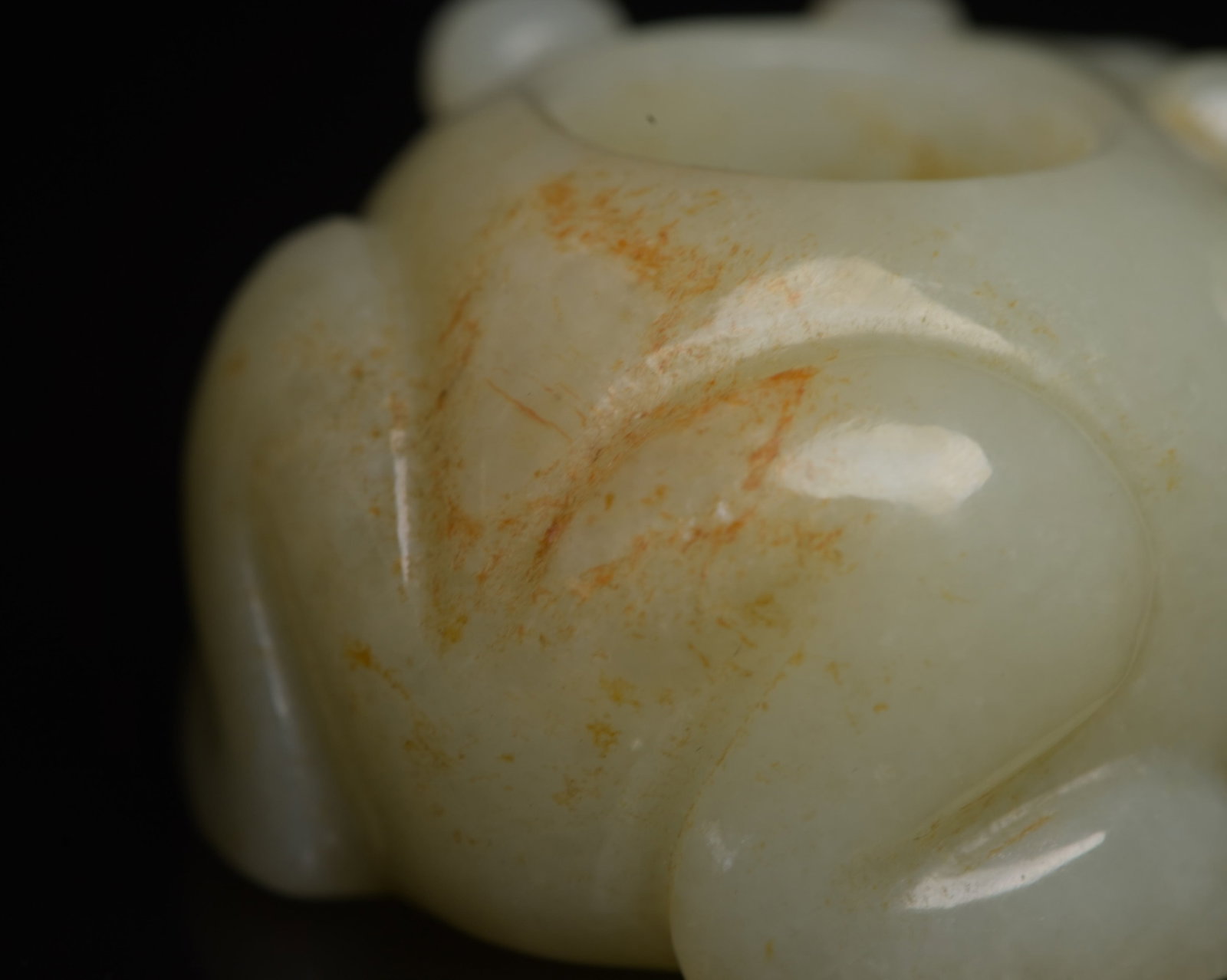An Exquisite White Jade Frog Thumb Ring - 8