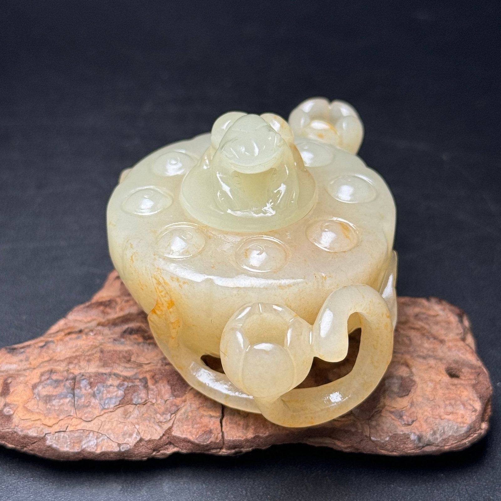 An Exquisite White Jade Frog Pattern Ornament - 2