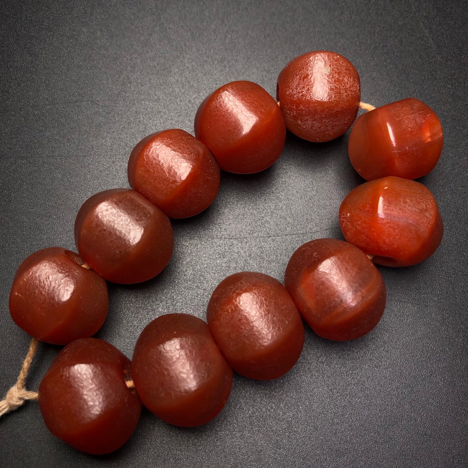 A Precious Agate Bracelets - 7
