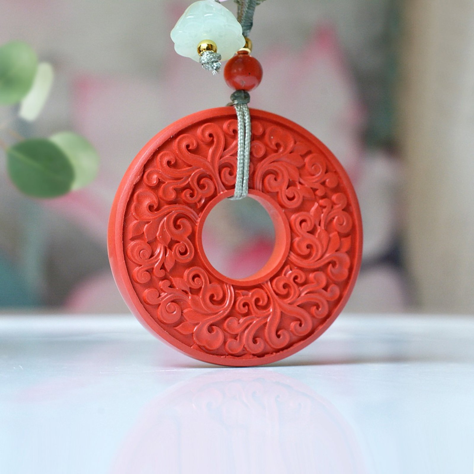 An Exquisite Cinnabar Flower Pattern Pendant - 3