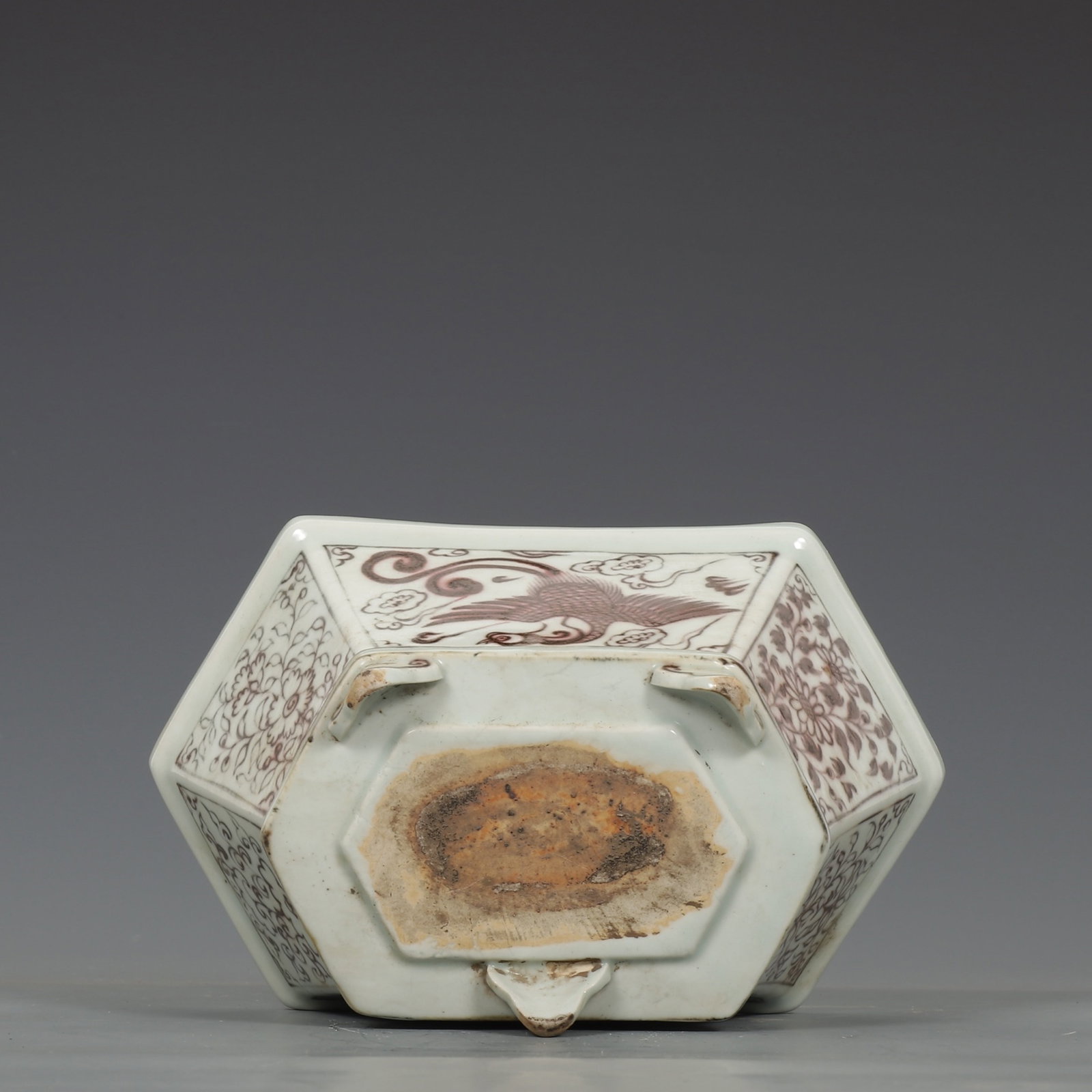 An Exquisite Underglaze-Red Auspicious Cloud and Phoenix Pattern Tripod Basin - 9