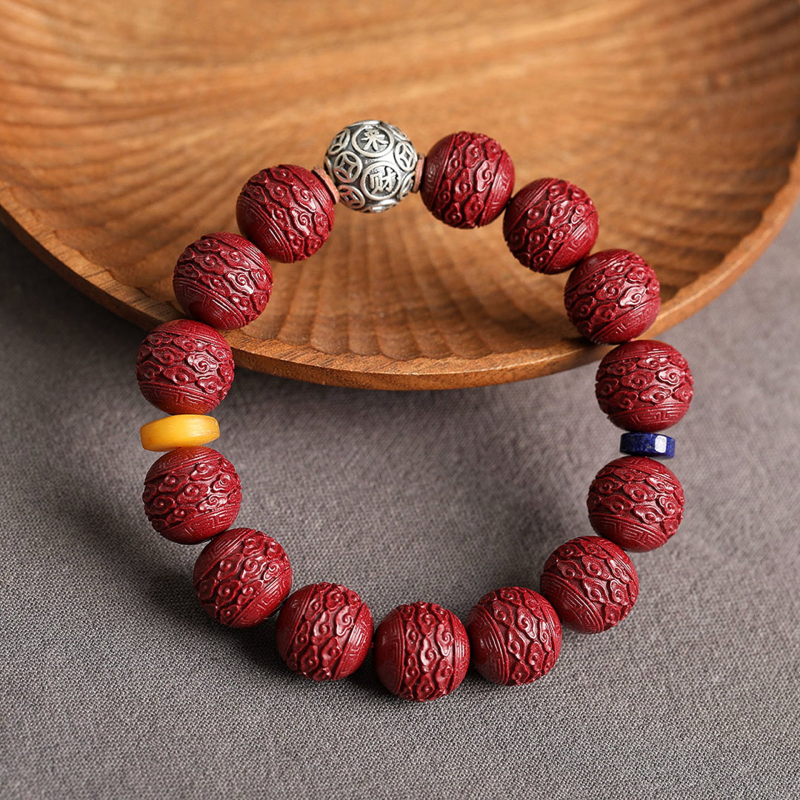 An Exquisite Cinnabar Auspicious Cloud Pattern Bracelets - 7