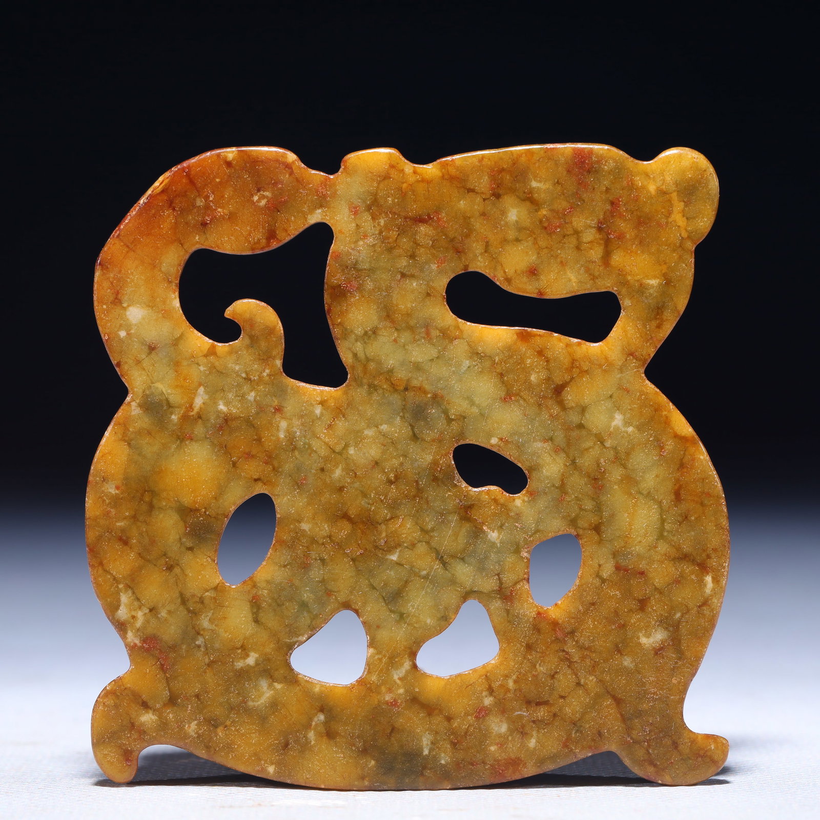 An Exquisite Archaic Jade Dragon Pattern Ornament - 3