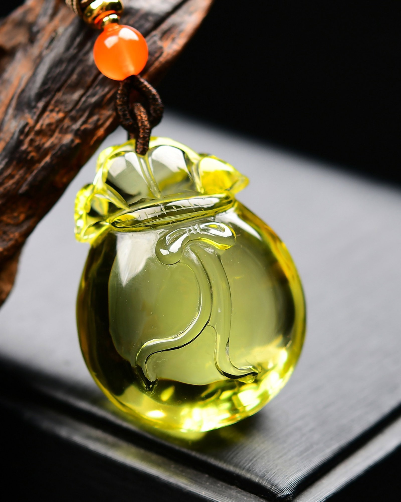 An Exquisite Crystal Pendant - 2