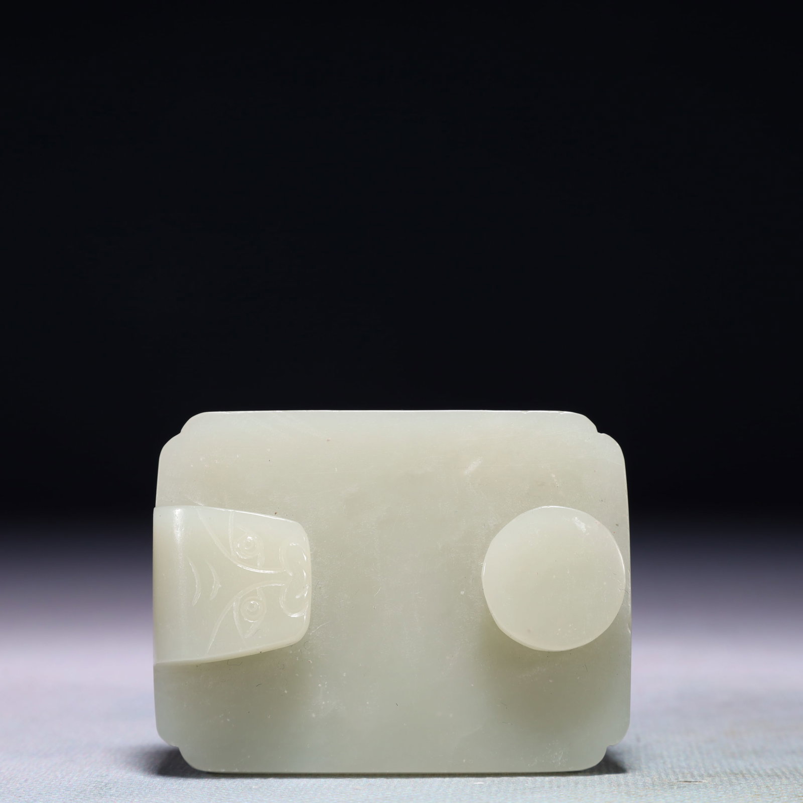 An Exquisite White Jade Deer Pattern Pendant - 4
