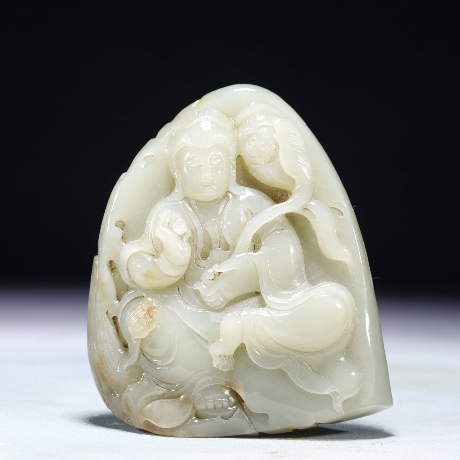 An Exquisite White Jade Figure Pattern Ornament: An Exquisite White Jade Figure Pattern Ornament,Qing Dynasty,China,Size:3.5inx1inx3.7in,Weight:374.8g 白玉人物纹摆件,中国清代