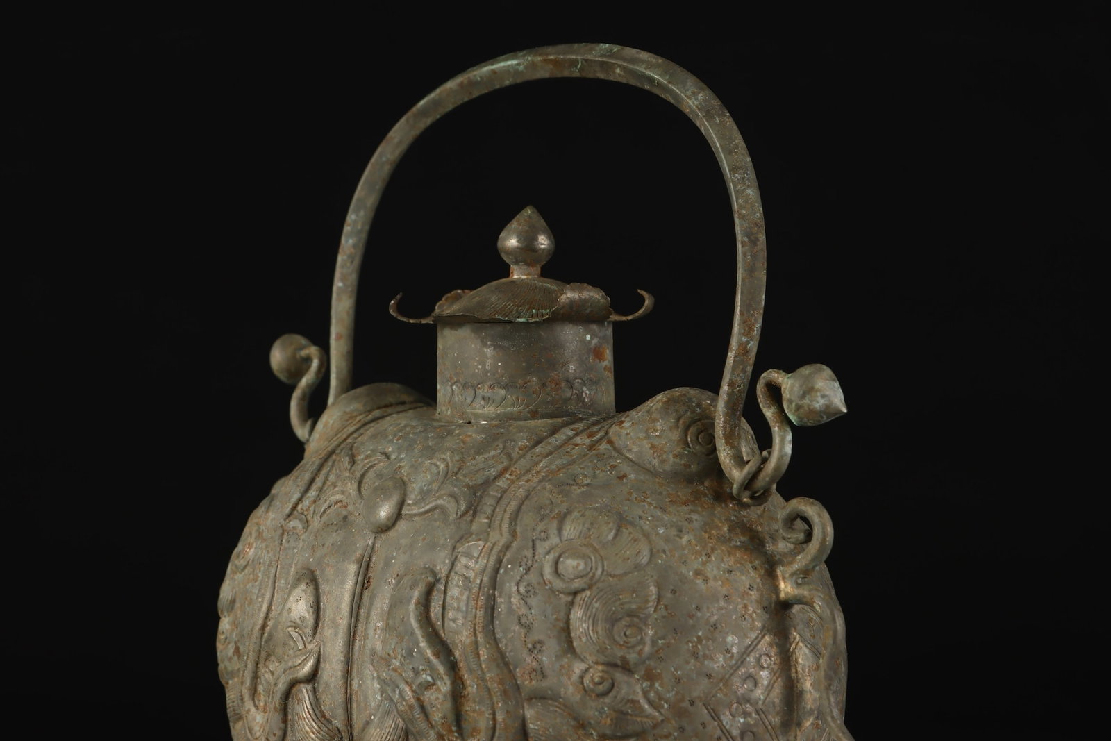 An Exquisite Silver Fish Pattern Loop-Handled Pot - 4
