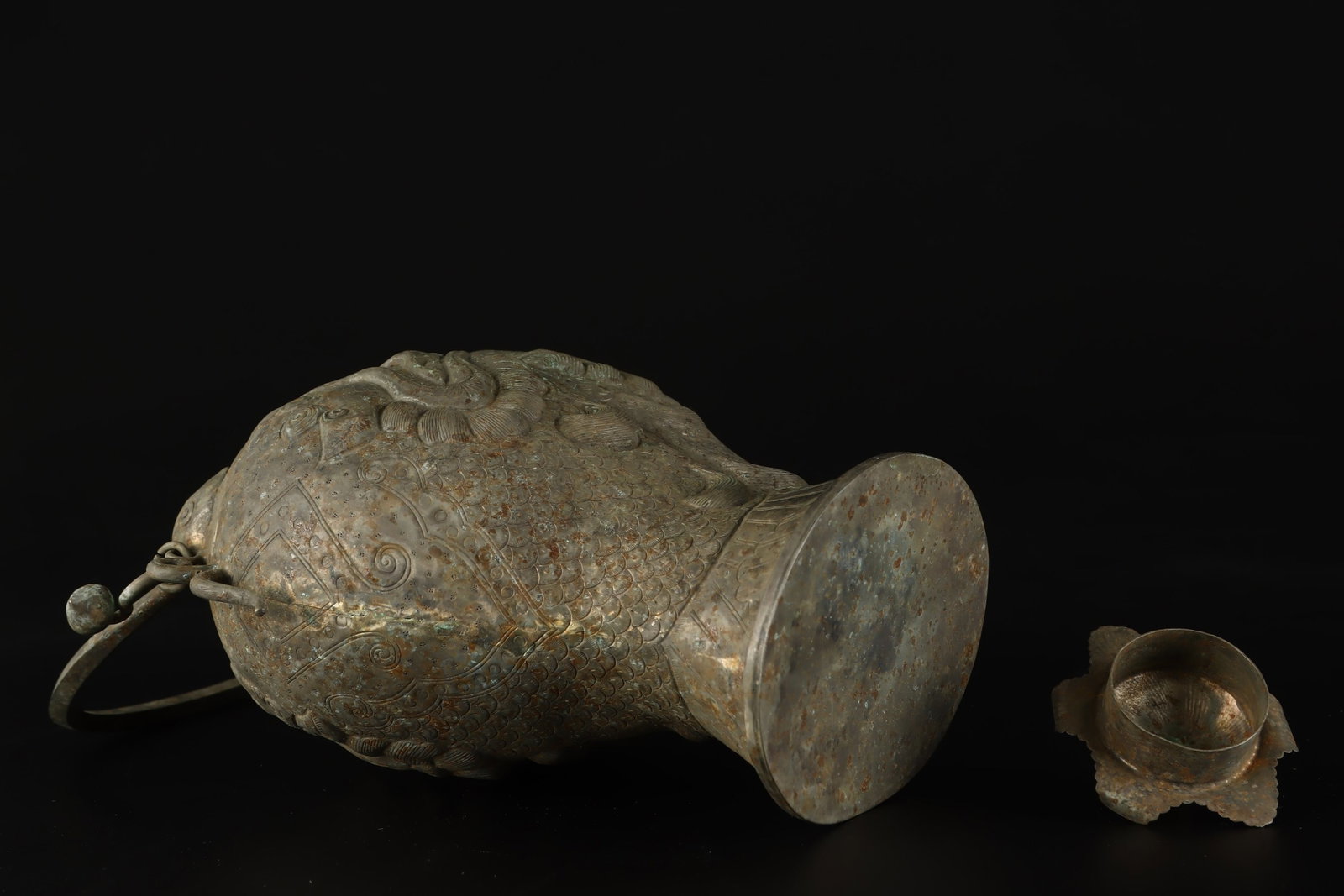 An Exquisite Silver Fish Pattern Loop-Handled Pot - 8