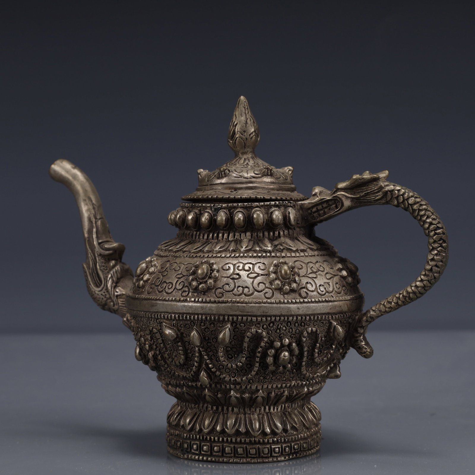 An Exquisite Silver-Plated Bronze Dragon Pattern Ewer - 2
