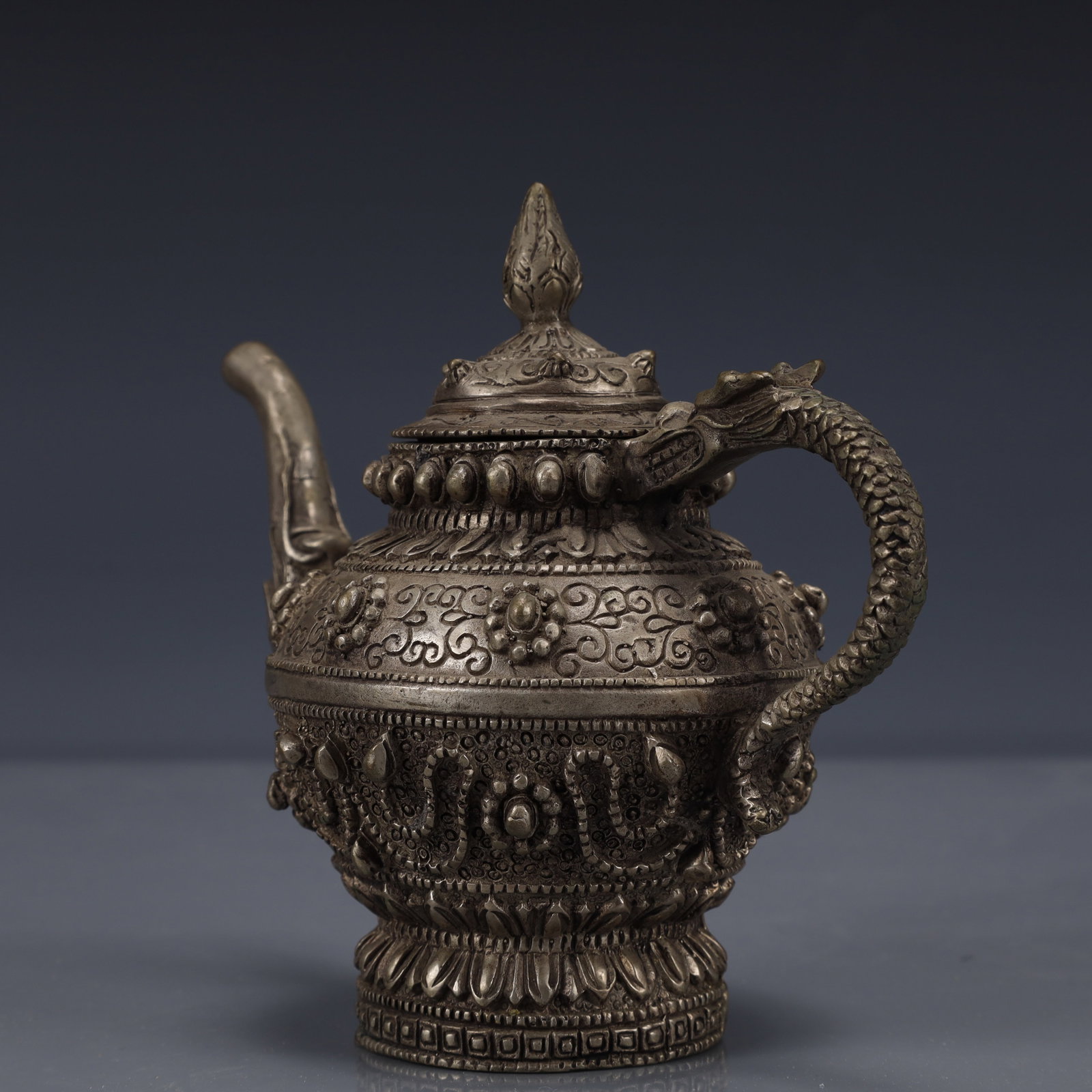 An Exquisite Silver-Plated Bronze Dragon Pattern Ewer - 3