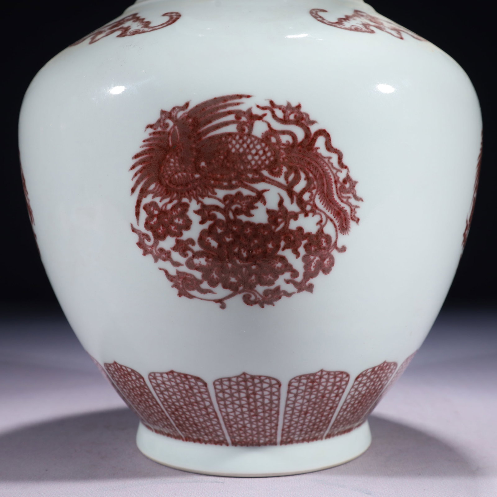 An Exquisite Underglaze-Red Phoenix Pattern Vase - 3